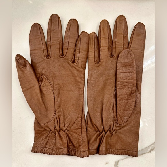 Vintage Isotoner - Lightly Lined Pecan Brown Leather Gloves - EUC size 7 1/2 - Picture 9 of 14